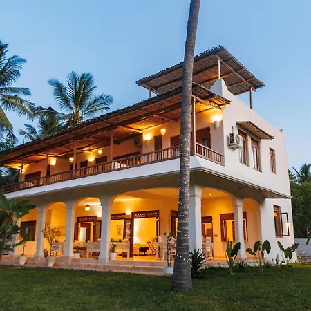 Azura - A Brand New 4 Bed Villa With Air Con-2